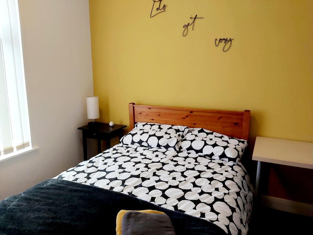 Comfy 4 Bed Home Away From Home Coventry Extérieur photo