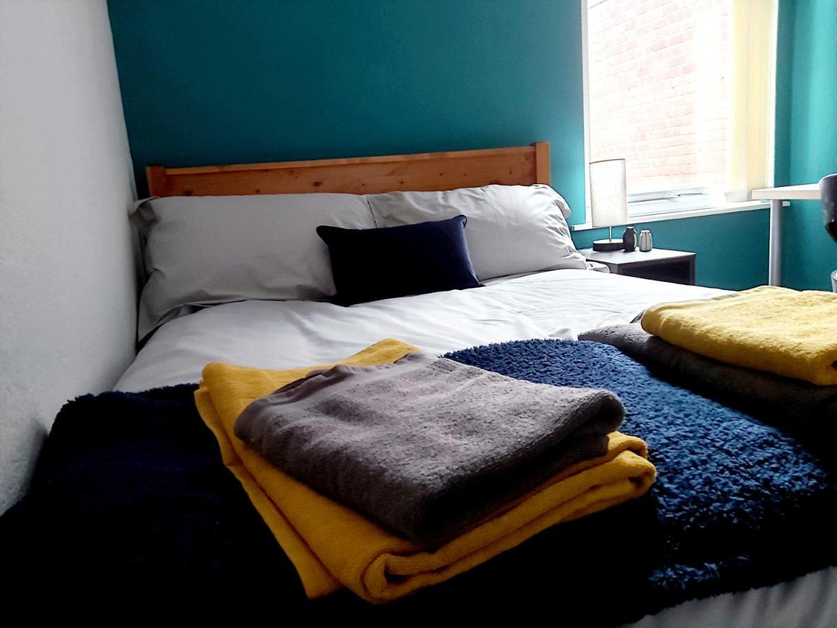 Comfy 4 Bed Home Away From Home Coventry Extérieur photo