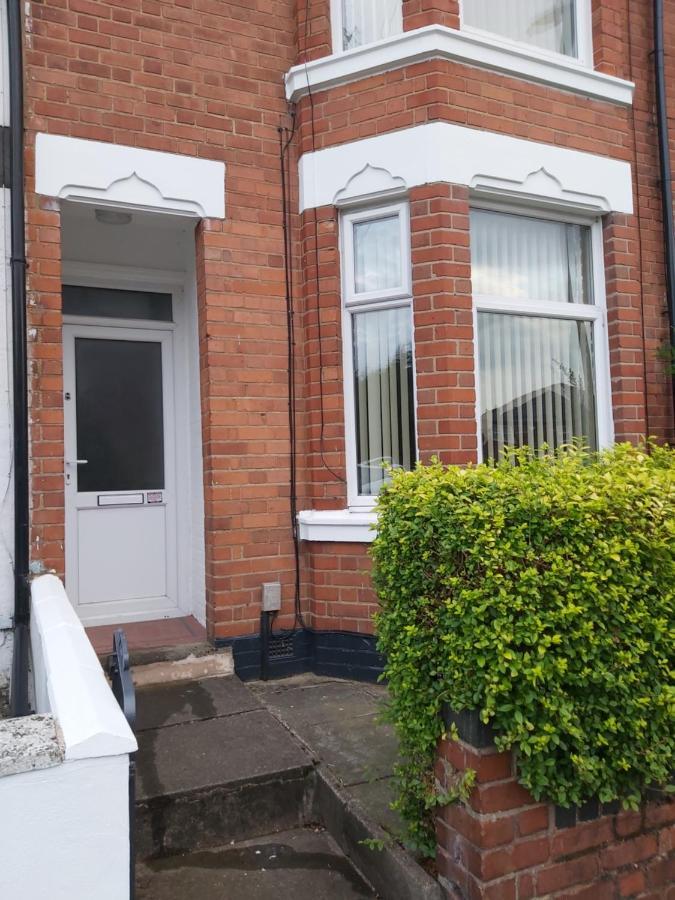 Comfy 4 Bed Home Away From Home Coventry Extérieur photo